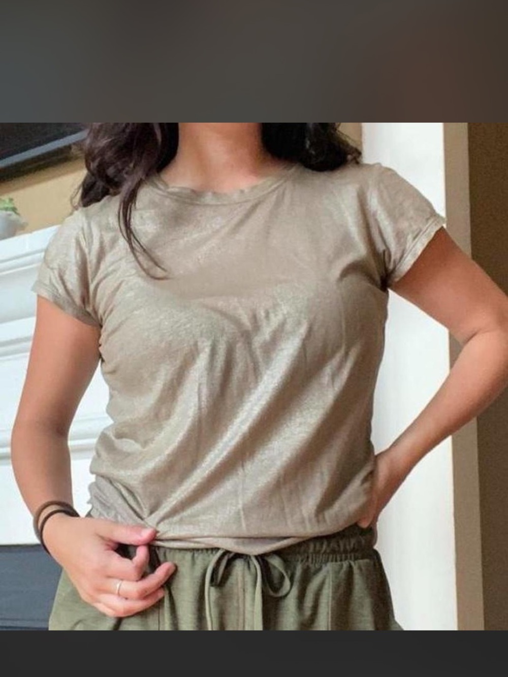 Linda Loudermilk Metallic Gold Short Sleeve Crew Tee - Picture 2 of 7